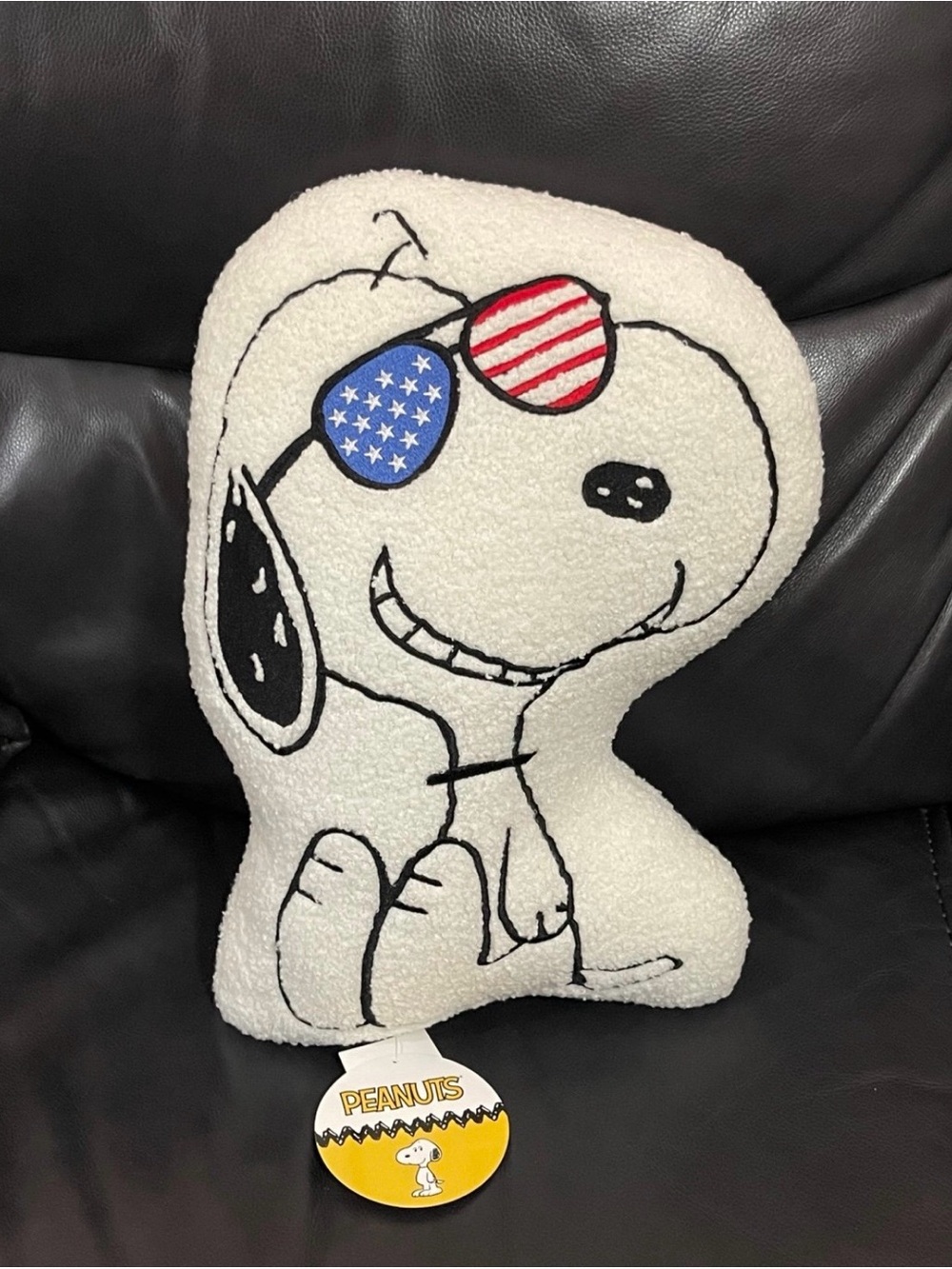 Patriotic PEANUTS Sherpa Snoopy Pillow - Snoopy Patriotic Pillow